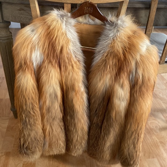 RARE Vintage Alaskan Fox Fur Jacket - Picture 2 of 16